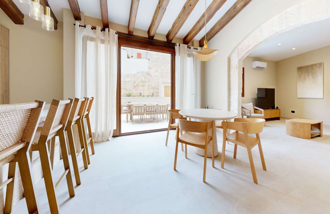 Casa señorial en Muro – Totalmente renovada con piscina